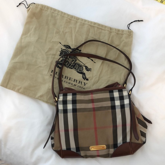 Burberry Handbags - Burberry double strap shoulder purse